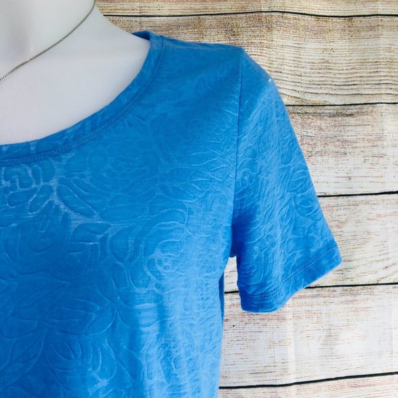 Joe Fresh Soft Blue Tee with Floral Pattern size small - Picture 4 of 5